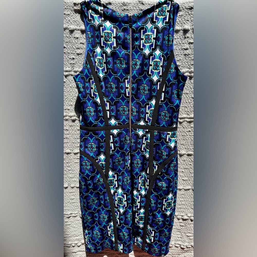 A line Shape Dress Size Small No brand visible.